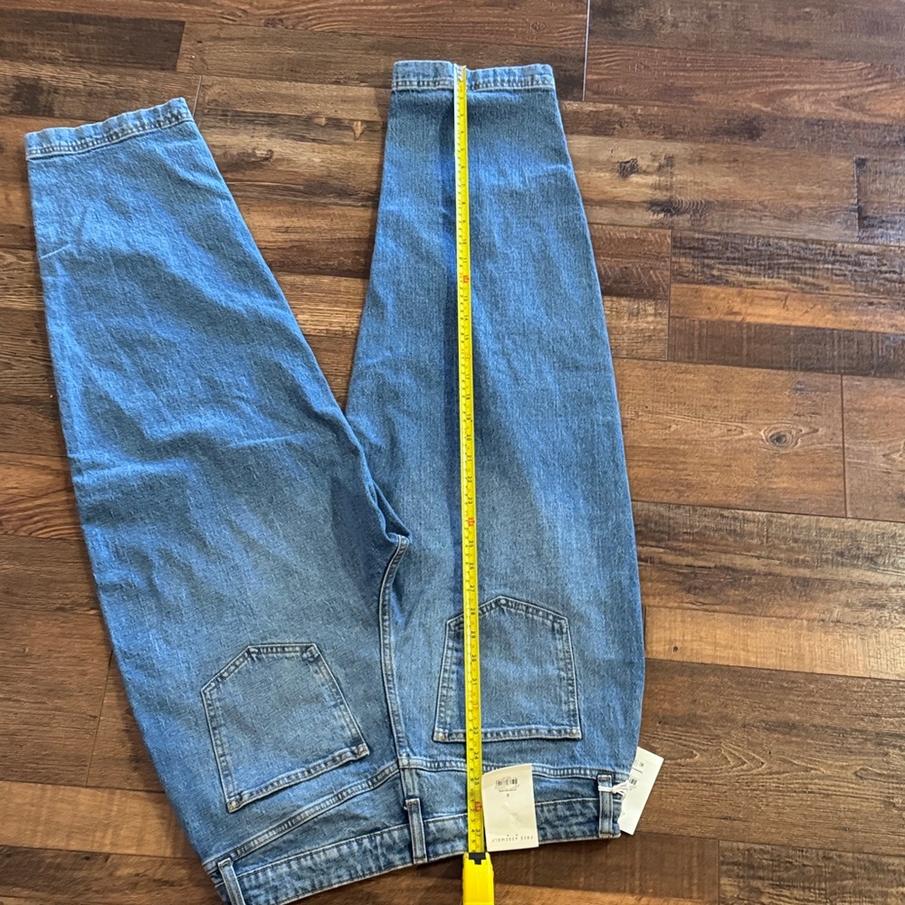 Barrel Leg Size 6 Free Assembly High-Rise Light Blue Mom Jeans - Picture 8 of 9